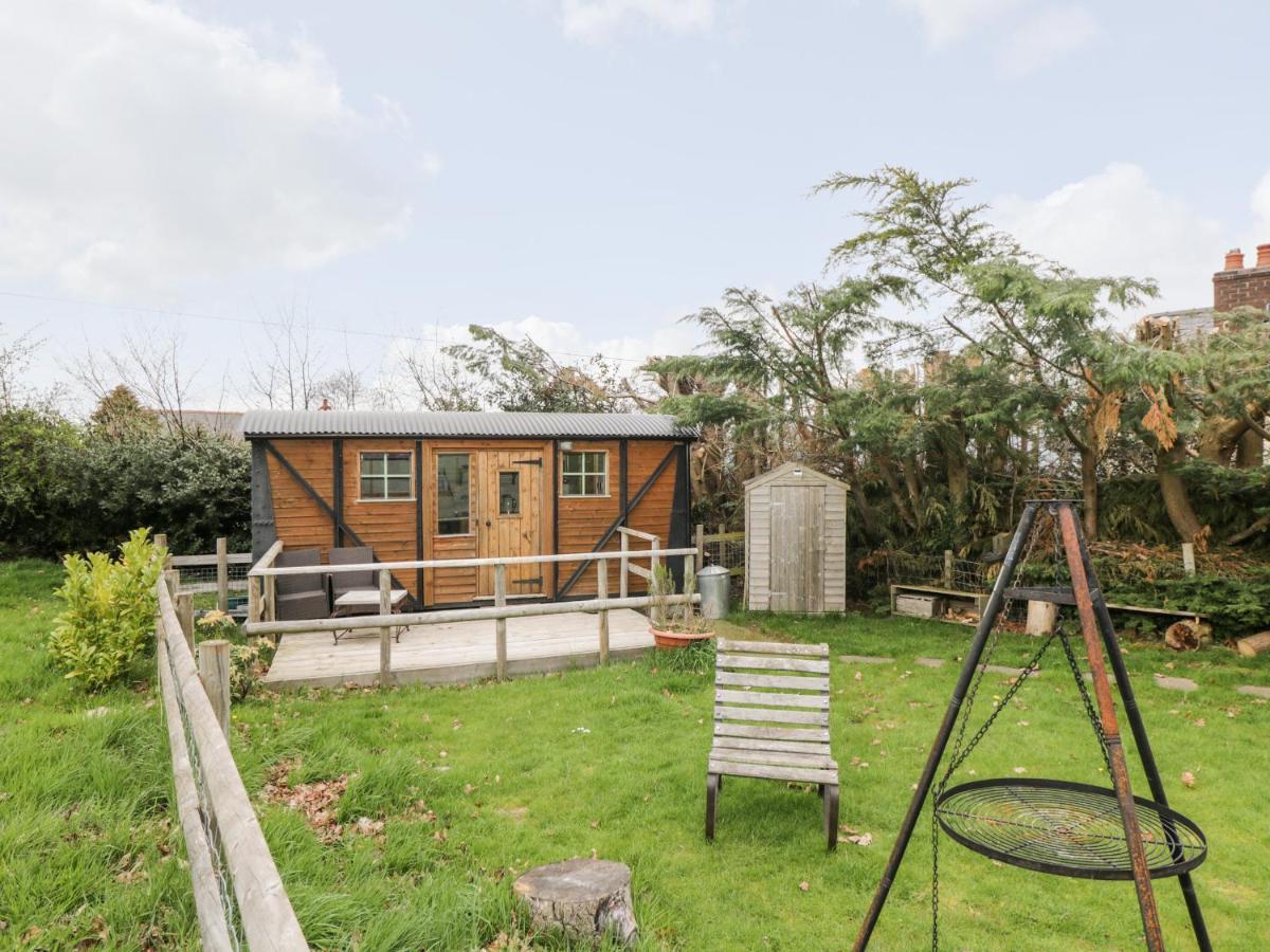 Railway Carriage Villa Abergavenny Buitenkant foto